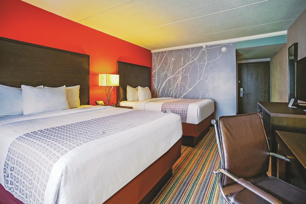 Holiday Inn & Suites Philadelphia-Runnemede/Exit 3-New Jersey Turnpike Eksteriør bilde