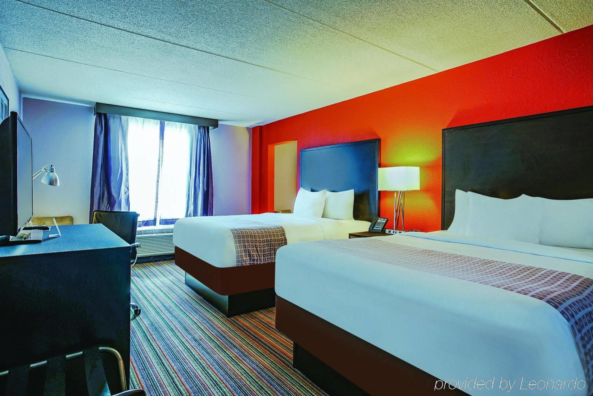 Holiday Inn & Suites Philadelphia-Runnemede/Exit 3-New Jersey Turnpike Eksteriør bilde