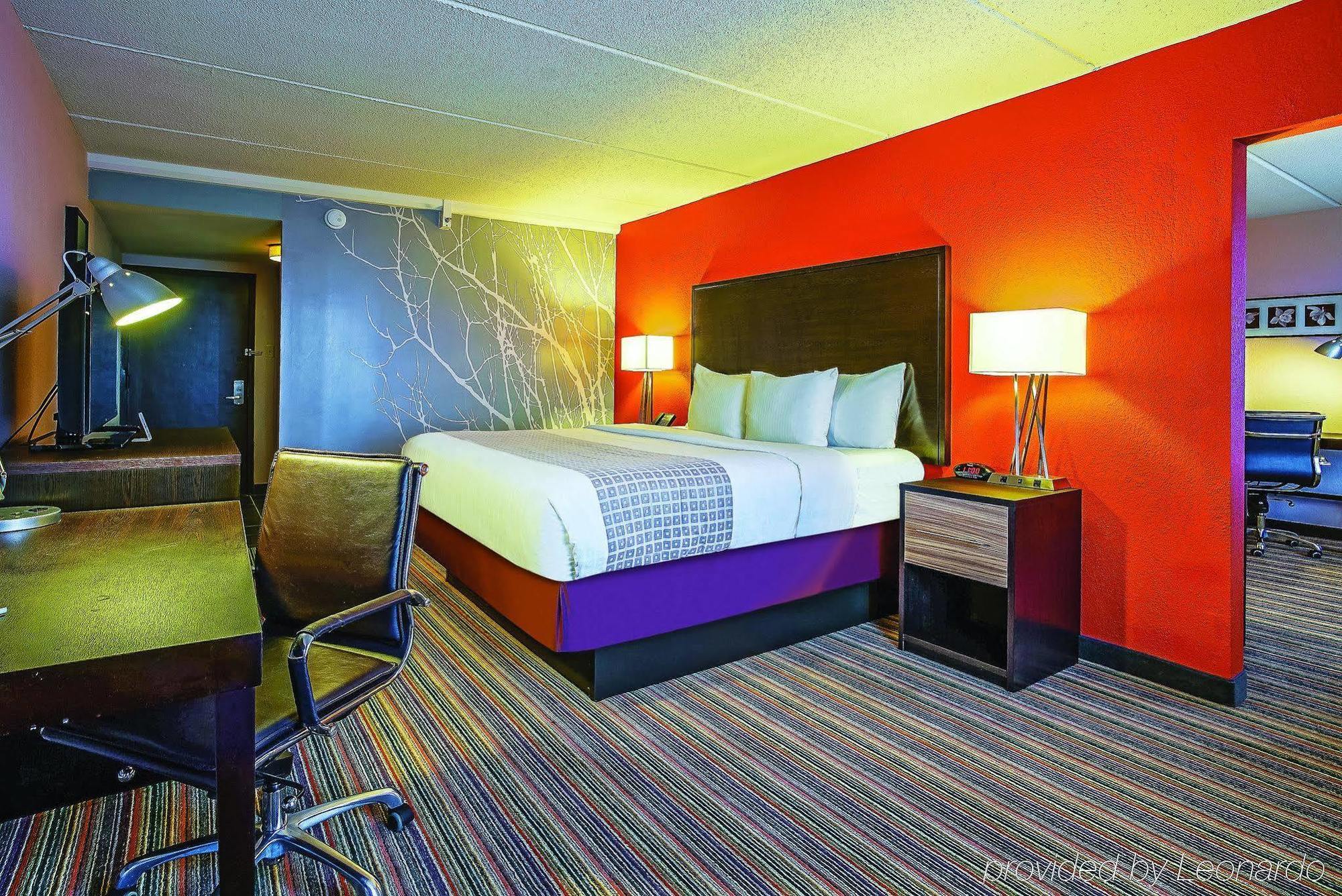 Holiday Inn & Suites Philadelphia-Runnemede/Exit 3-New Jersey Turnpike Eksteriør bilde
