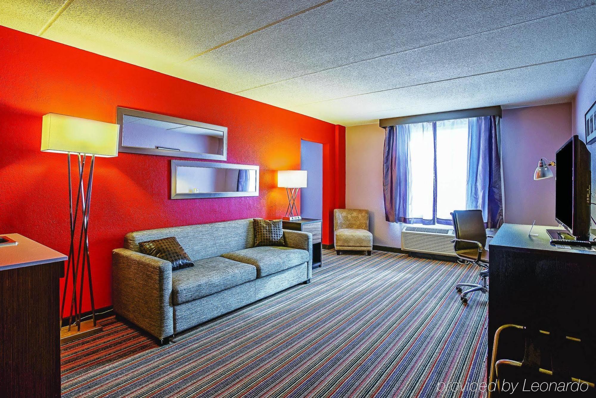 Holiday Inn & Suites Philadelphia-Runnemede/Exit 3-New Jersey Turnpike Eksteriør bilde