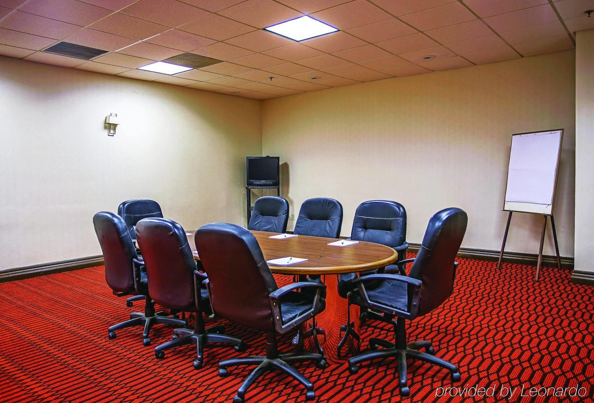 Holiday Inn & Suites Philadelphia-Runnemede/Exit 3-New Jersey Turnpike Eksteriør bilde